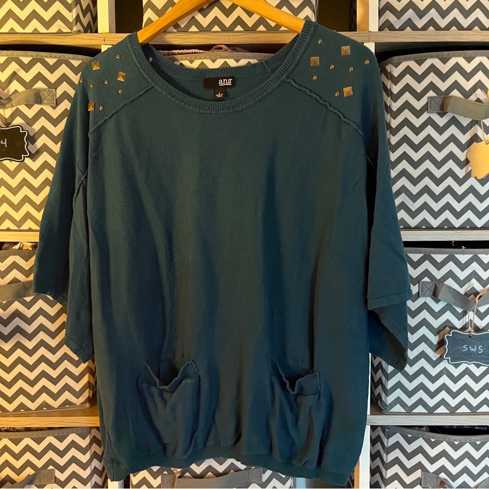 a.n.a Green Sweatshirt with Gold Details